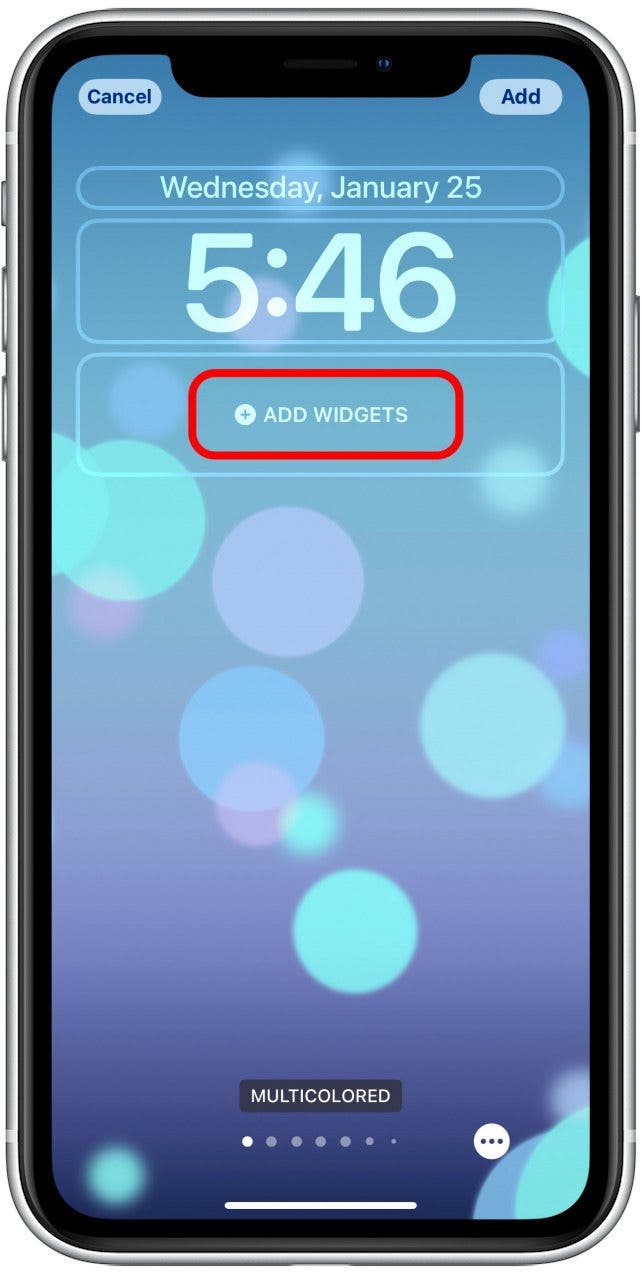 Từ đây, bạn sẽ có thể tùy chỉnh hiển thị thời gian và các tiện ích sẽ hiển thị trên màn hình khóa của mình.